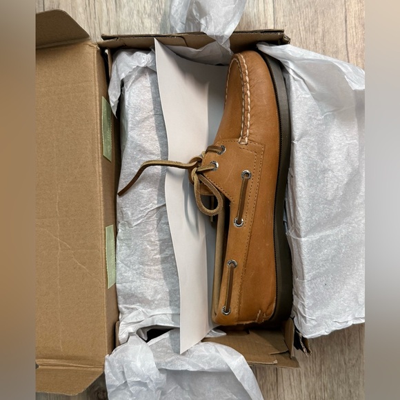 Sperry NIB Women’s Brown Leather Boat Shoes - Picture 3 of 6